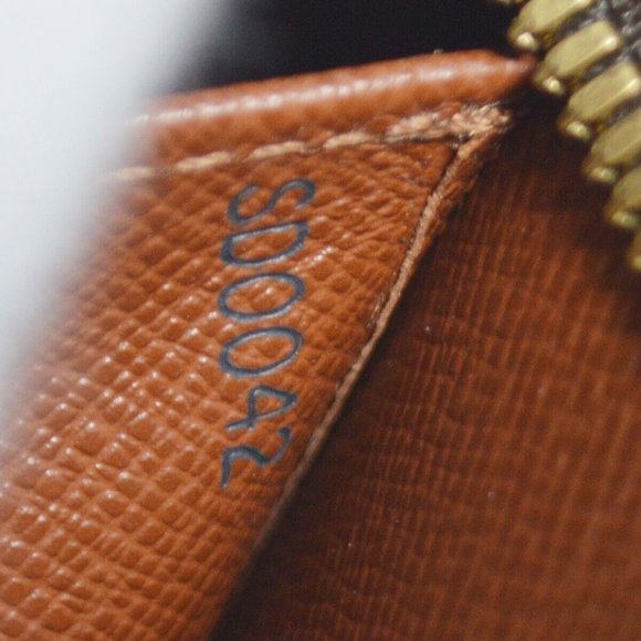 Louis Vuitton Cite MM Shoulder Bag Monogram - Picture 2 of 11